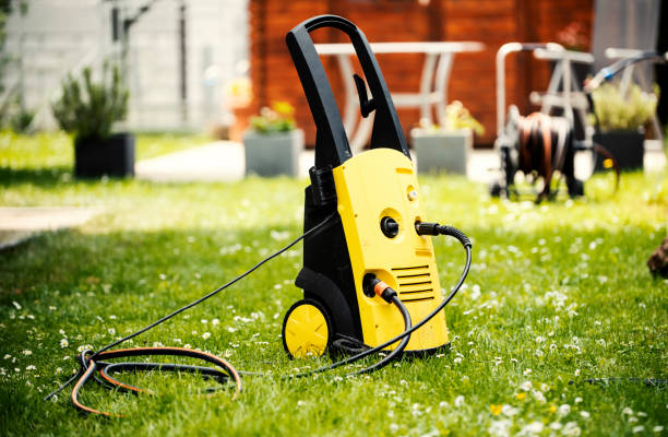 Post-Construction Pressure Washing in Brooklyn, IA